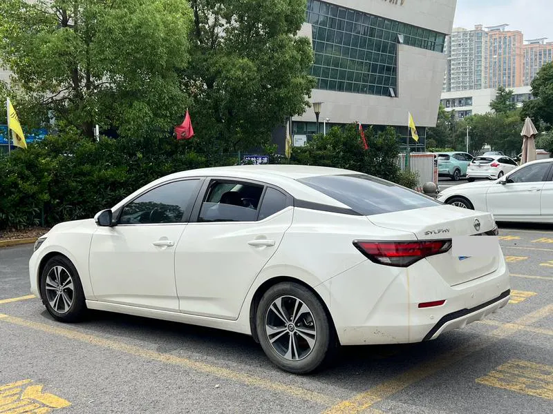 2021 Nissan Sylphy thumbnail 11
