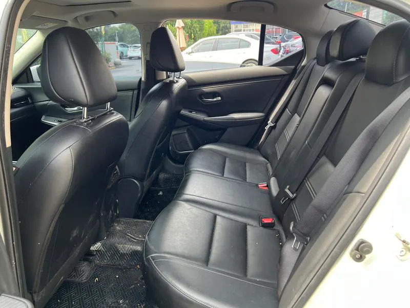 2021 Nissan Sylphy thumbnail 9