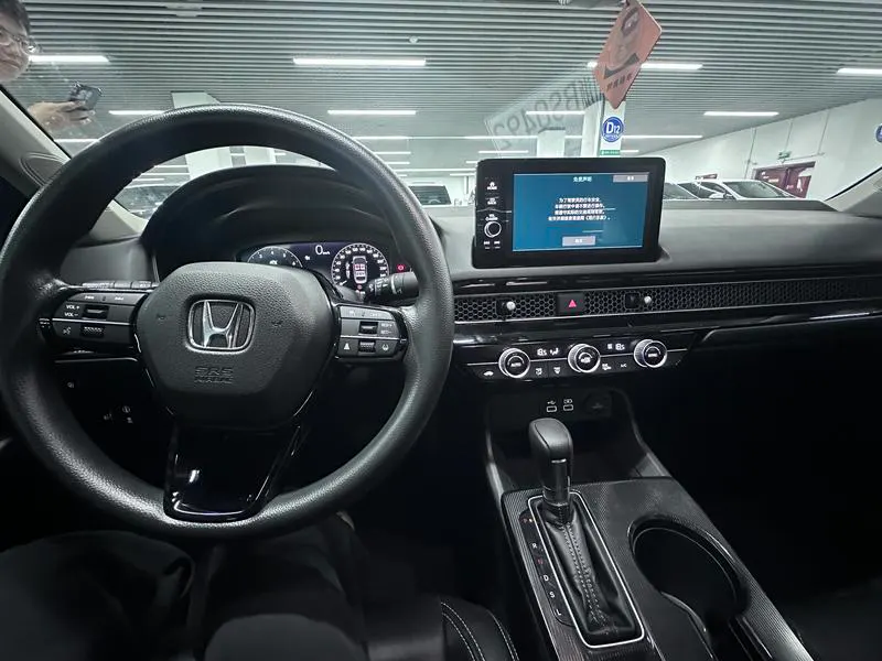2023 Honda Civic thumbnail 7
