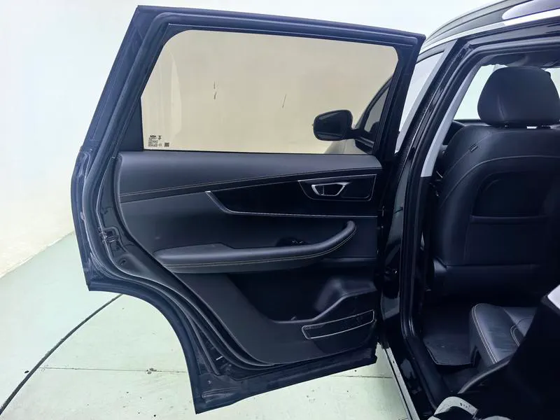 2024 Chery Tiggo 8 thumbnail 4