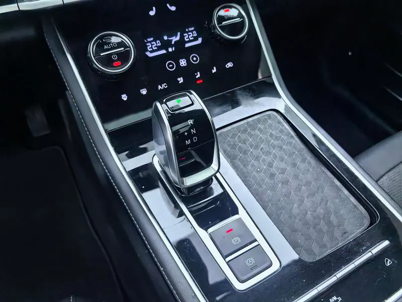2024 Chery Tiggo 8 thumbnail 6