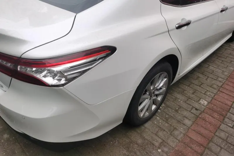 2019 Toyota Camry thumbnail 7