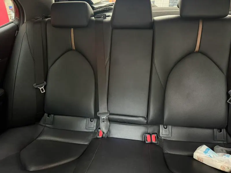 2021 Toyota Camry thumbnail 9