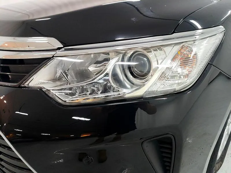 2016 Toyota Camry thumbnail 12