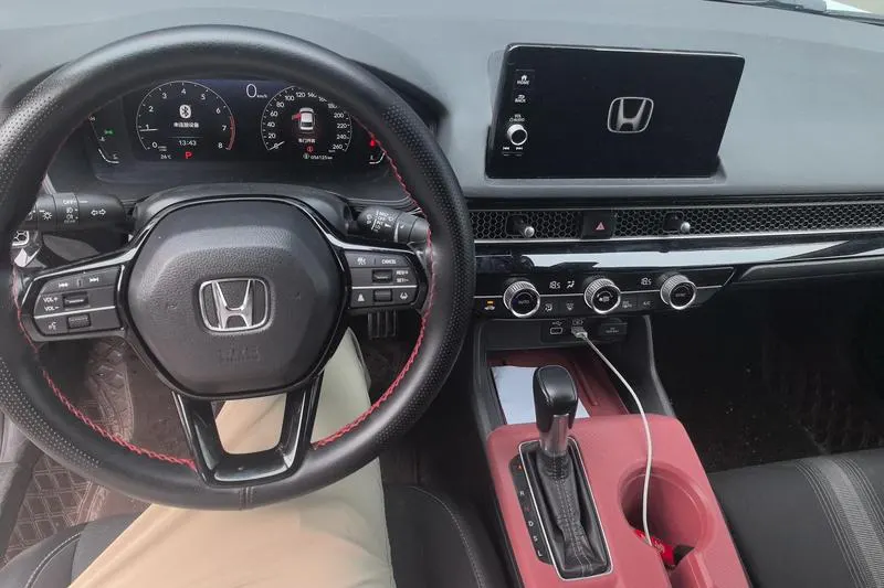 2022 Honda Civic thumbnail 11