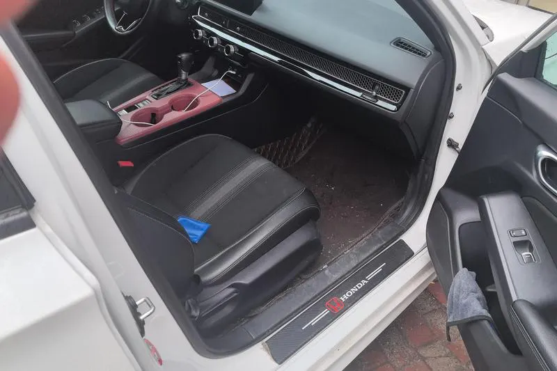 2022 Honda Civic thumbnail 7