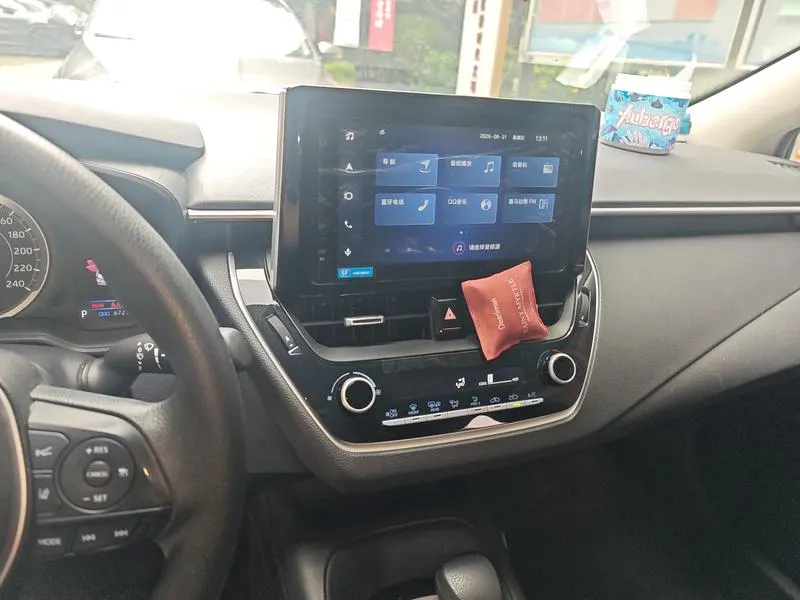 2021 Toyota Corolla thumbnail 13