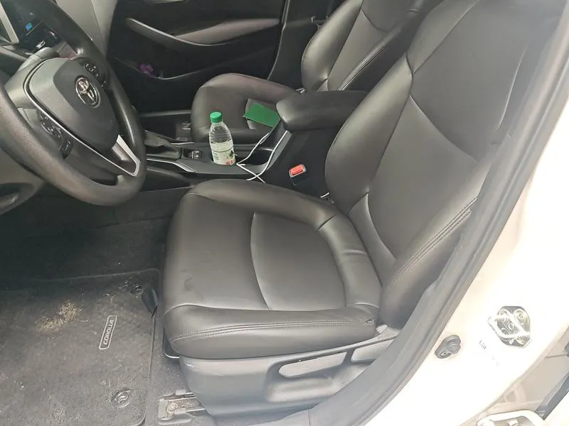 2021 Toyota Corolla thumbnail 8