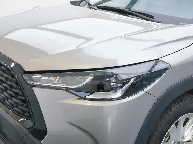 2024 Toyota Corolla Cross thumbnail 13