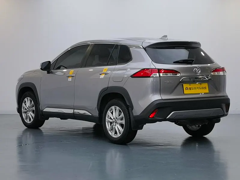 2024 Toyota Corolla Cross thumbnail 6