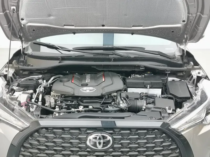 2024 Toyota Corolla Cross thumbnail 11