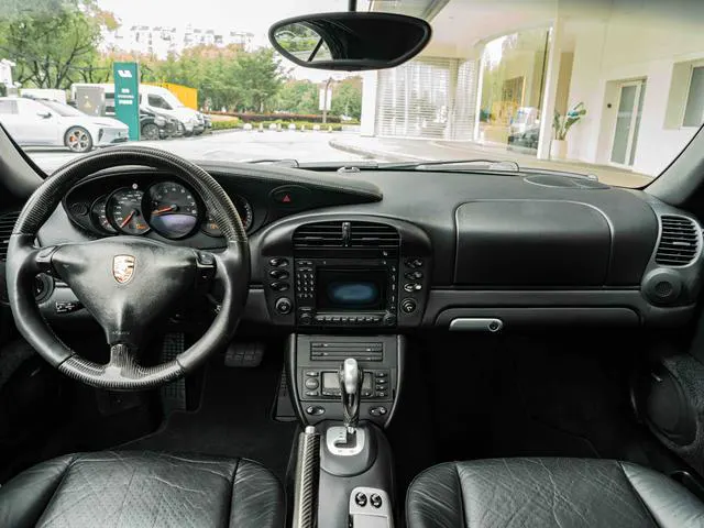 2003 Porsche 911 Carrera 4S thumbnail 4