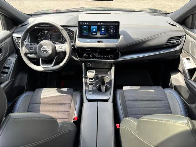 2023 Nissan Qashqai thumbnail 5