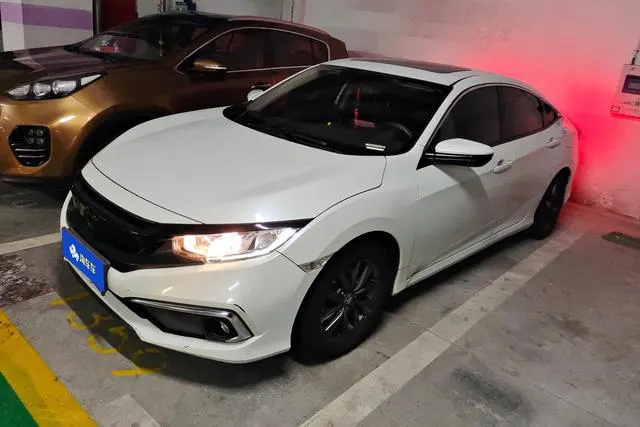 2019 Honda Civic thumbnail 2
