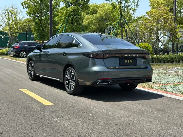 2025 Chery Arrizo 8 PRO thumbnail 3