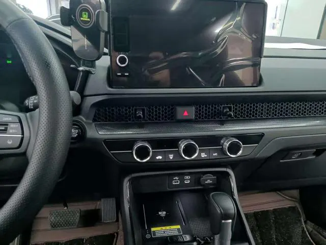 2024 Honda CR-V thumbnail 4