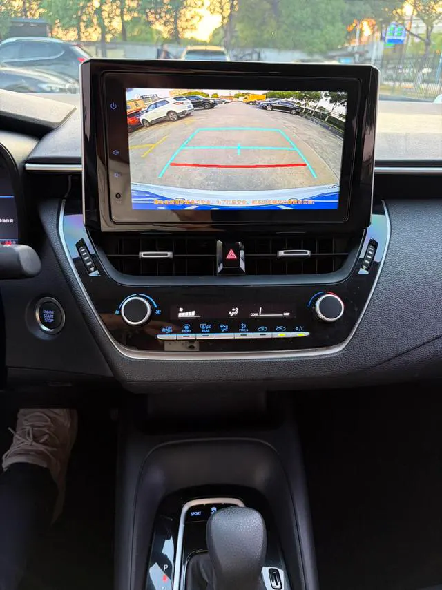 2021 Toyota Corolla thumbnail 5