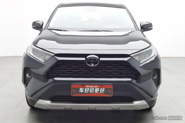 2022 Toyota RAV4 thumbnail 2