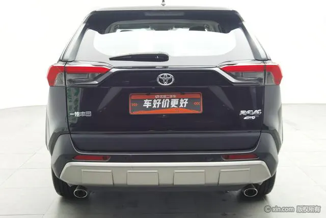 2022 Toyota RAV4 thumbnail 3