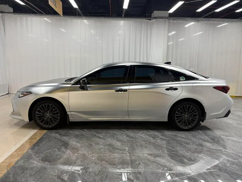 2019 Toyota Avalon thumbnail 5