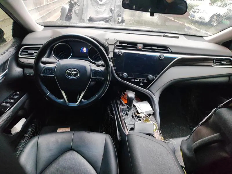 2019 Toyota Camry thumbnail 11