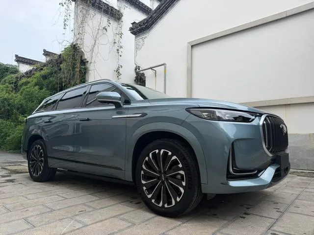 2023 Chery Tiggo 9 thumbnail 3