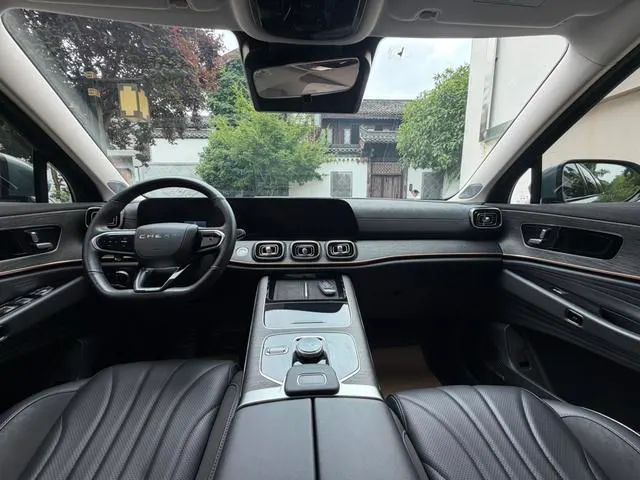 2023 Chery Tiggo 9 thumbnail 4