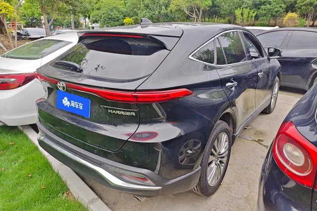 2022 Toyota Harrier thumbnail 2