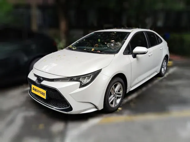 2021 Toyota Corolla thumbnail 2