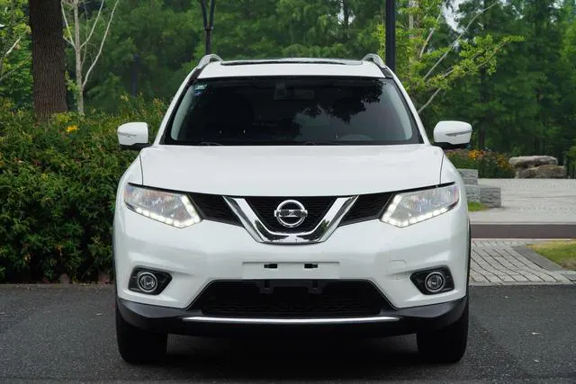 2015 Nissan X-Trail thumbnail 2