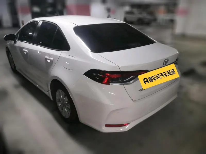 2021 Toyota Corolla thumbnail 7
