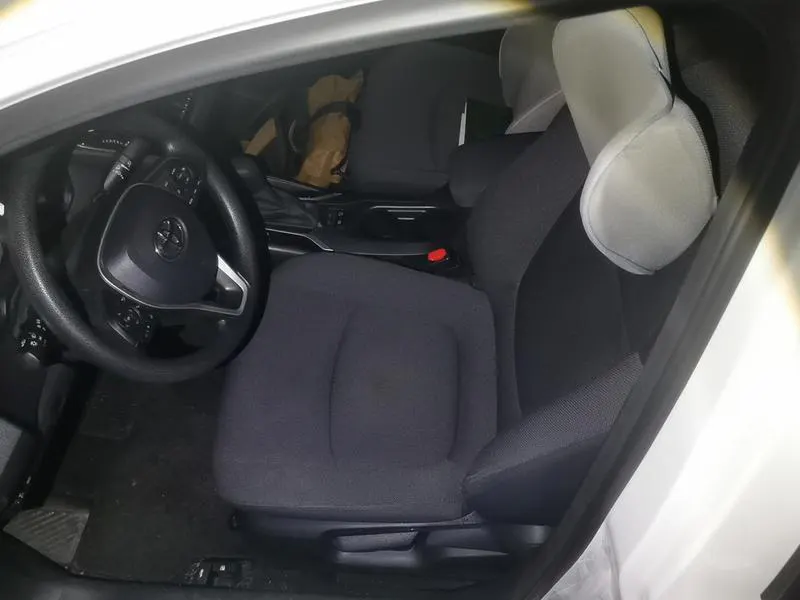 2021 Toyota Corolla thumbnail 8