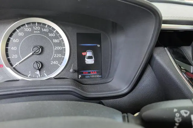 2019 Toyota Corolla thumbnail 5