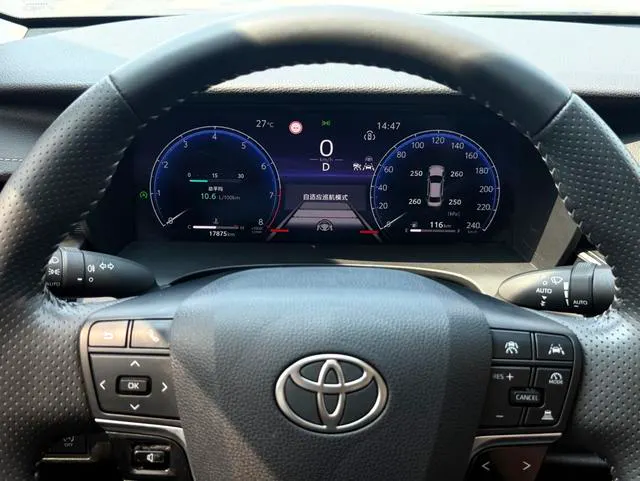 2024 Toyota Camry thumbnail 5