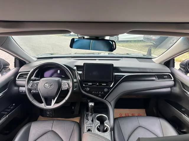 2021 Toyota Camry thumbnail 4