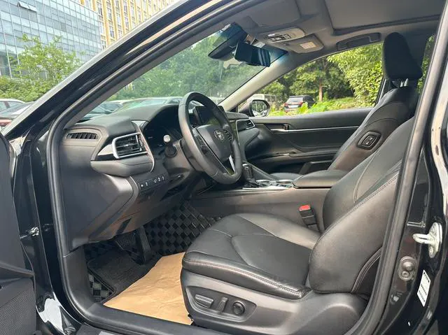 2021 Toyota Camry thumbnail 5