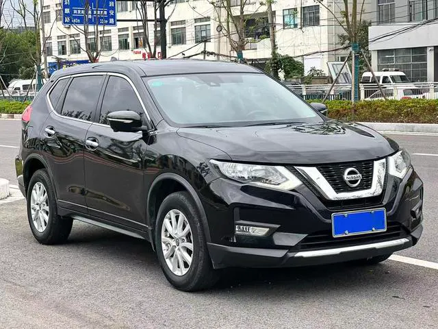 2019 Nissan X-Trail thumbnail 3