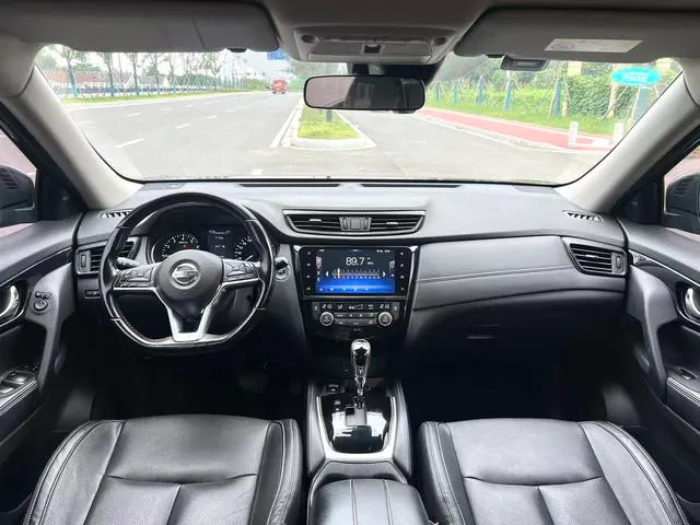 2019 Nissan X-Trail thumbnail 4