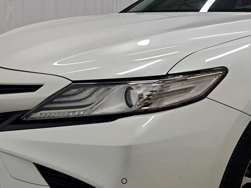2019 Toyota Camry thumbnail 13