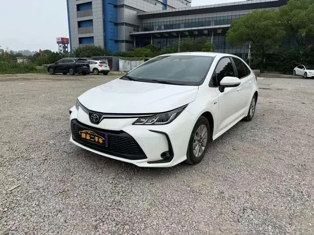 2024 Toyota Corolla photo 1