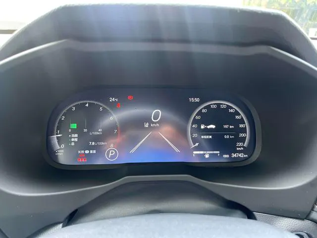 2024 Toyota RAV4 thumbnail 5