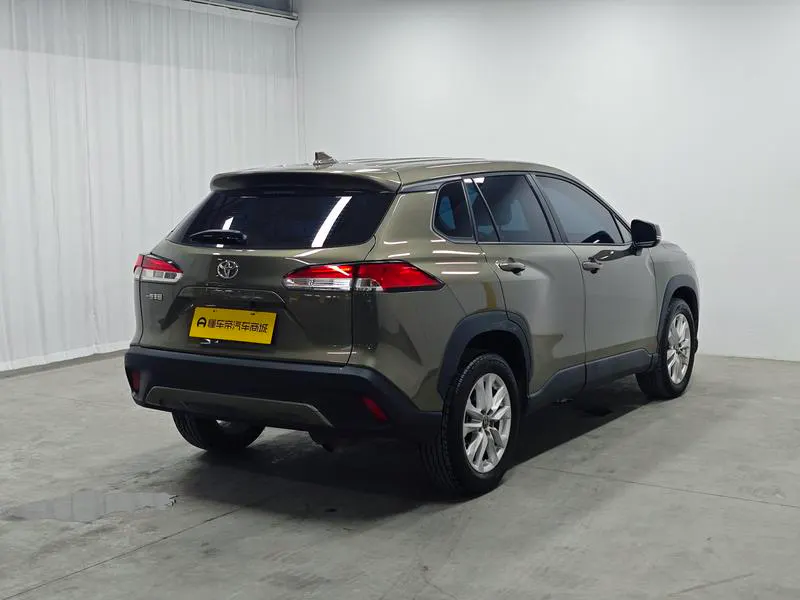2022 Toyota Corolla Cross thumbnail 8