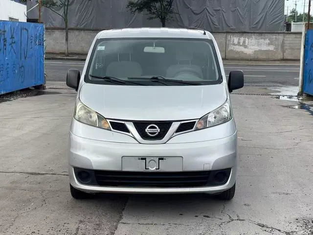 2014 Nissan NV200 thumbnail 2