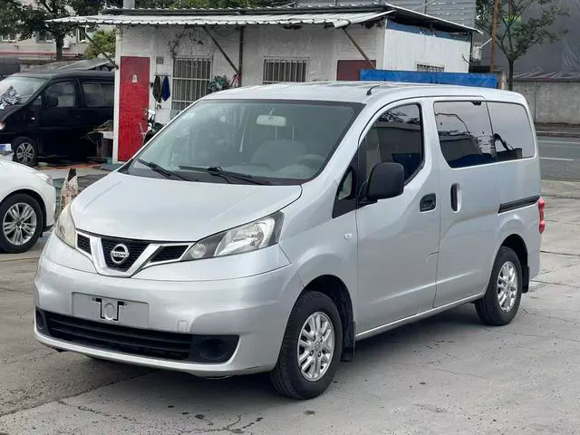 2014 Nissan NV200 photo 1