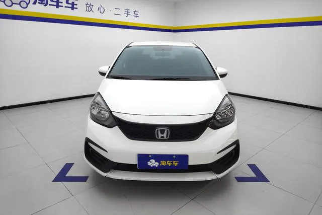 2021 Honda Fit thumbnail 2