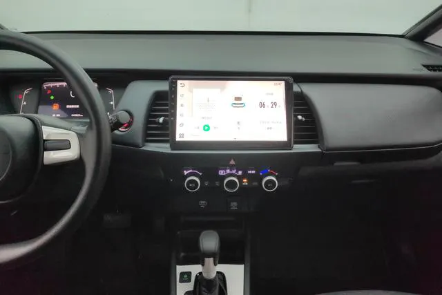 2021 Honda Fit thumbnail 5