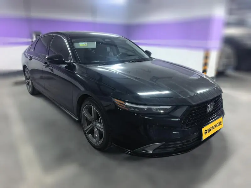 2023 Honda Accord thumbnail 4
