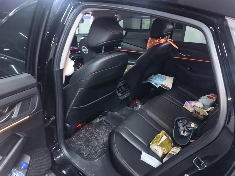 2023 Honda Accord thumbnail 10