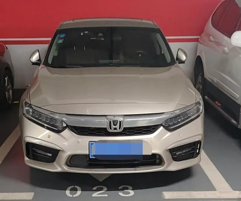 2019 Honda inspire thumbnail 4
