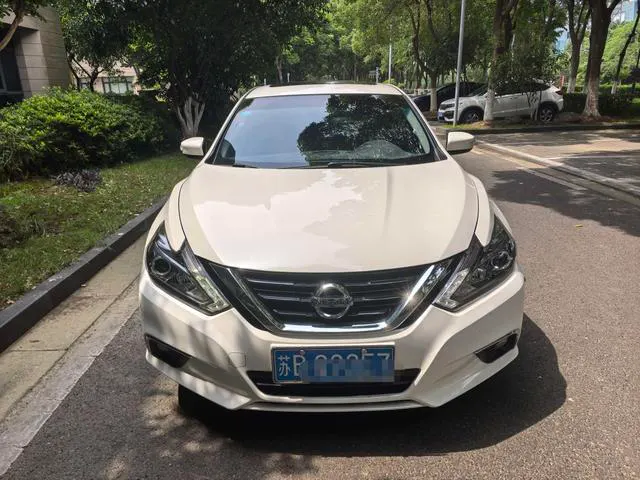 2018 Nissan Teana thumbnail 2